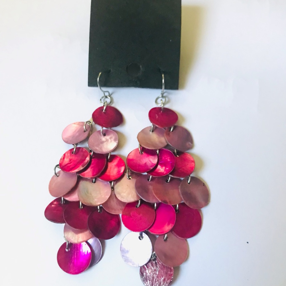 Women’s Chandelier Earrings